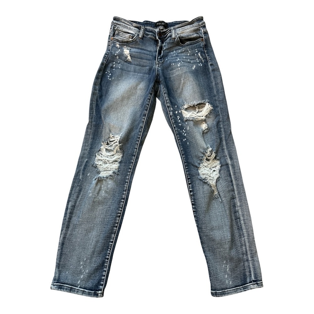 JUDY BLUE BOYFRIEND FIT DISTRESSED RIPPED STRAIGHT LEG BLUE DENIM SIZE 28 - Picture 1 of 6